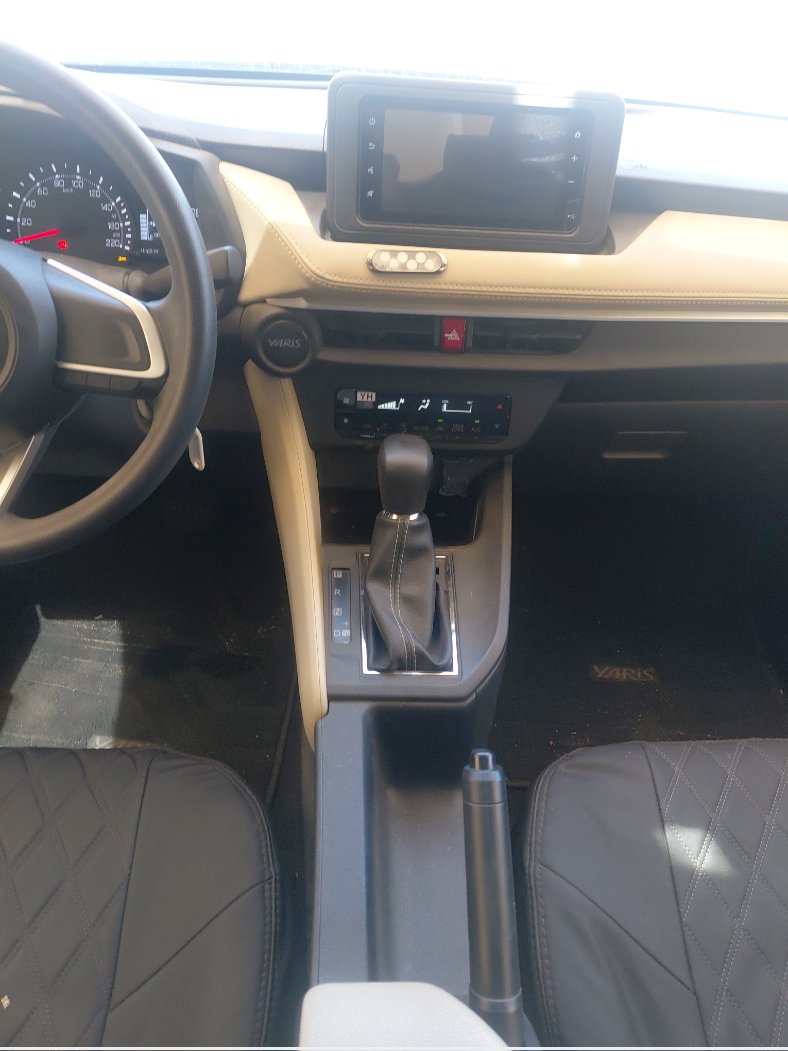 Toyota Yaris Y 2024 image
