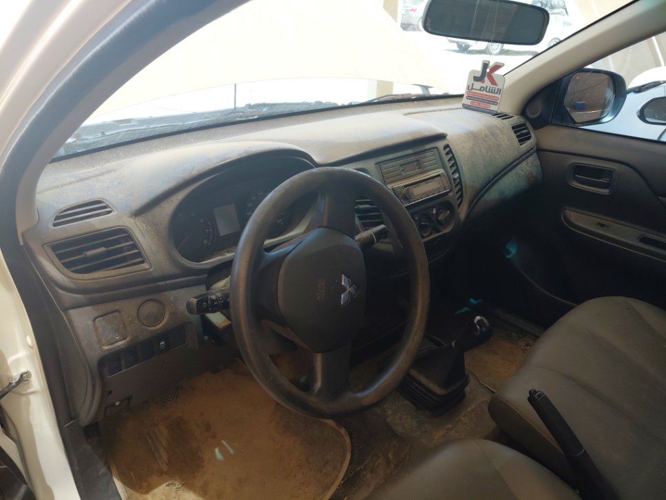 Mitsubishi L200  2020 image