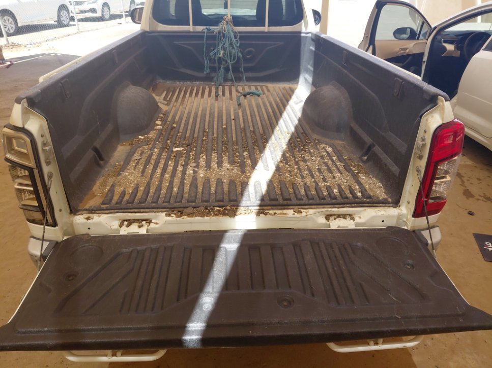 Mitsubishi L200  2020 image