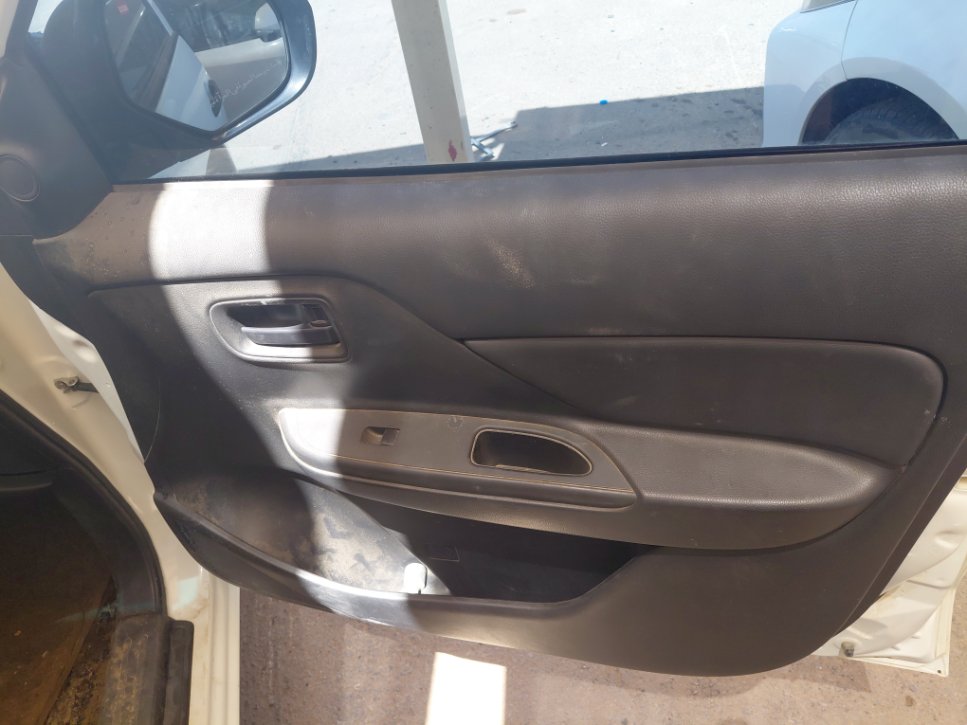 Mitsubishi L200  2020 image
