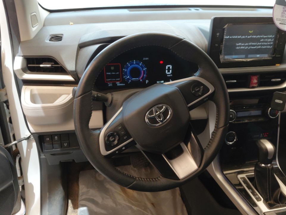 Toyota VELOZ GLX 2024 image