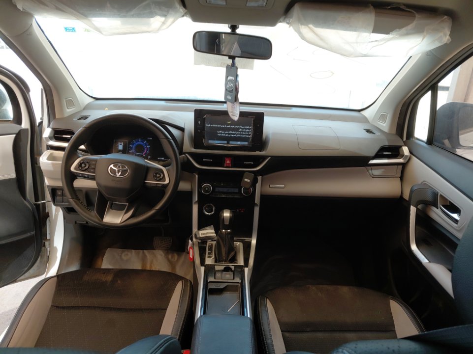 Toyota VELOZ GLX 2024 image