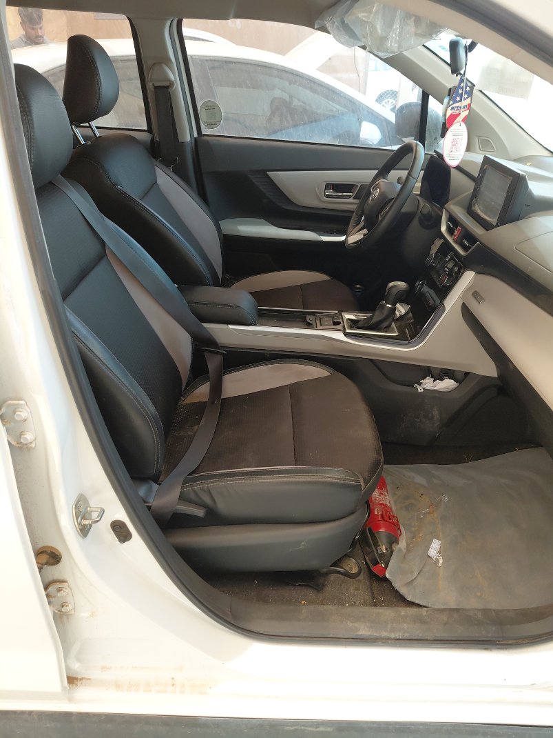 Toyota VELOZ GLX 2024 image