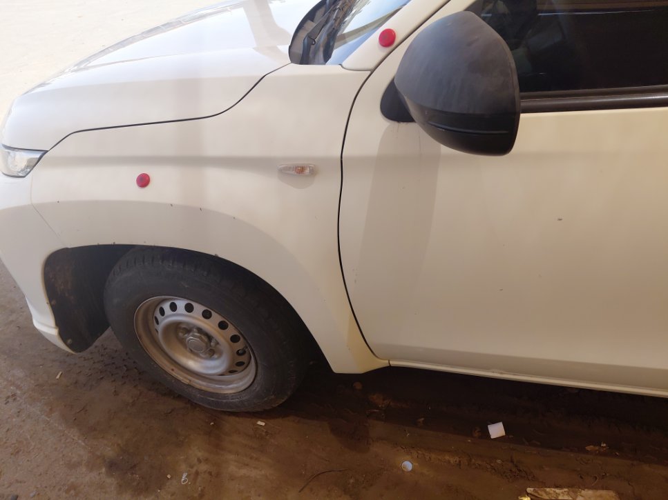 Mitsubishi L200  2020 image