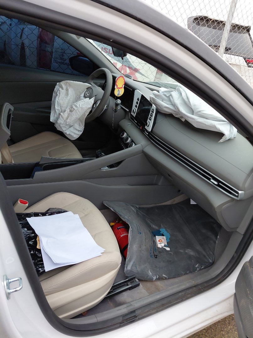 Hyundai Elantra  2025 image