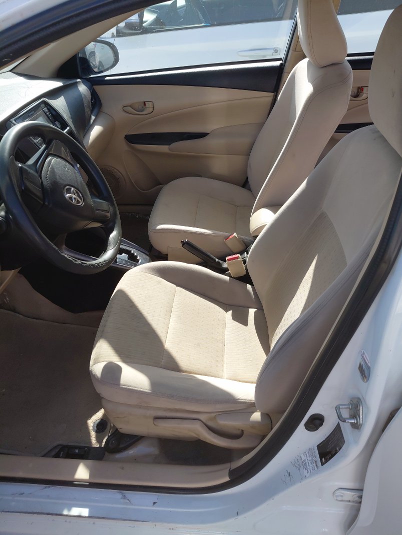 Toyota Yaris Y FLT  2021 image