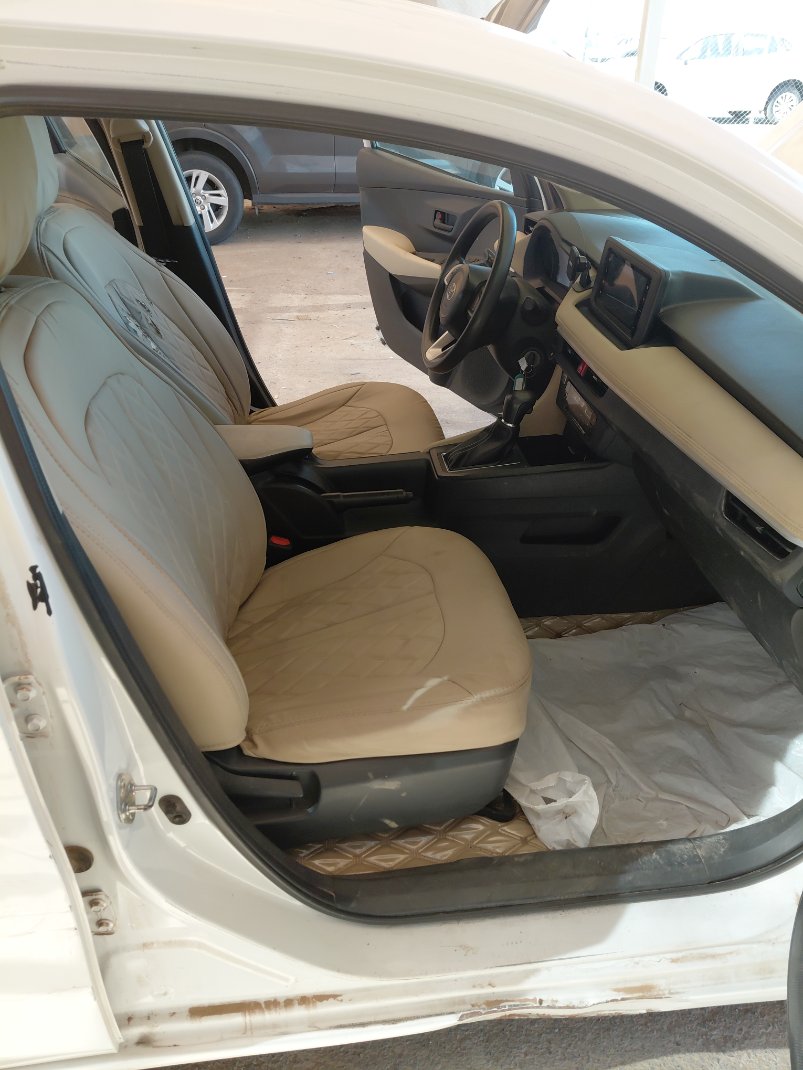 Toyota Yaris Y 2023 image
