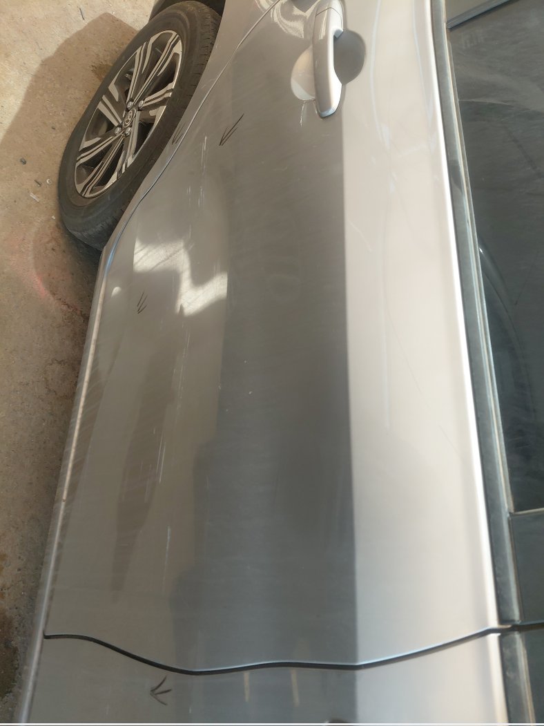 تويوتا يارس YX 2024 image
