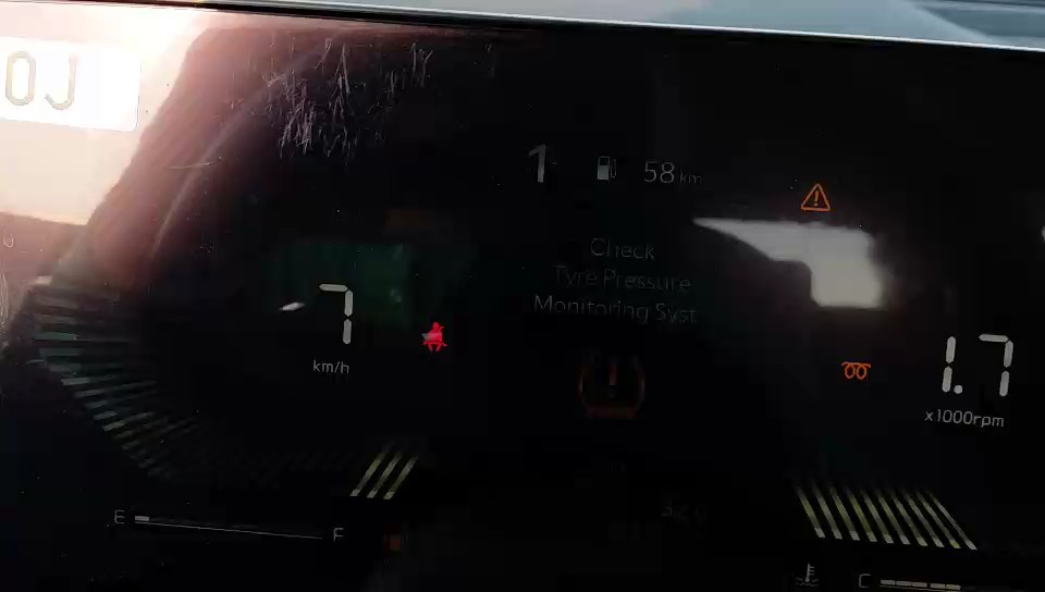 كيا سورينتو AWD 2024 video