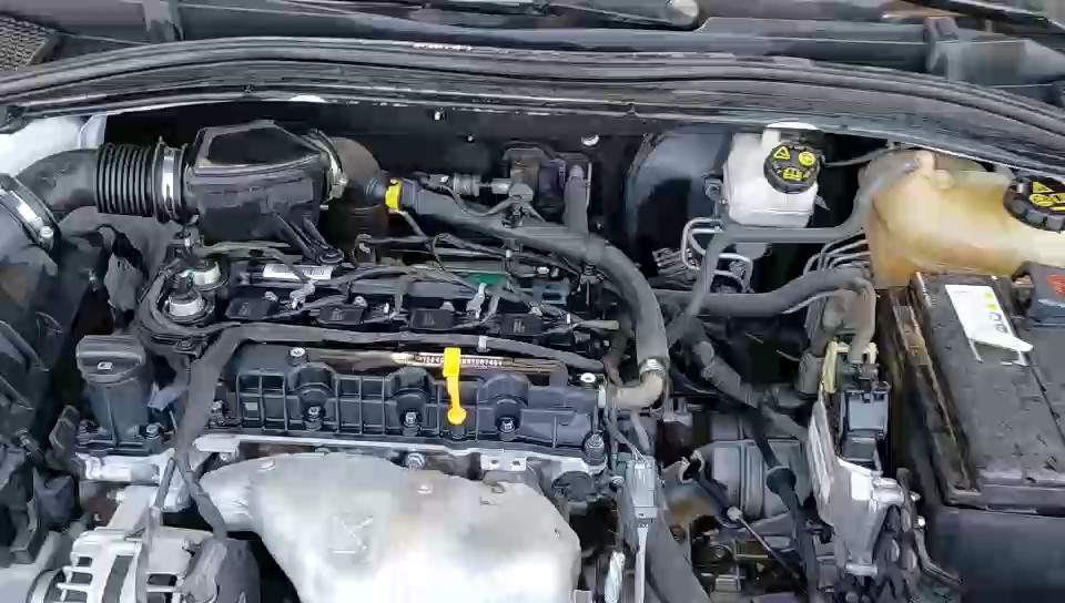 إم جي 5  2023 video