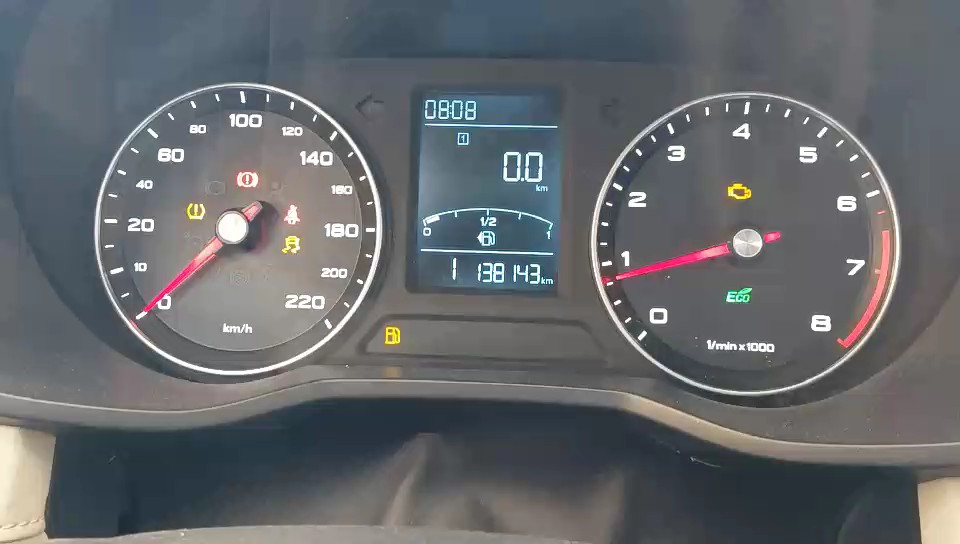 إم جي 5  2023 video