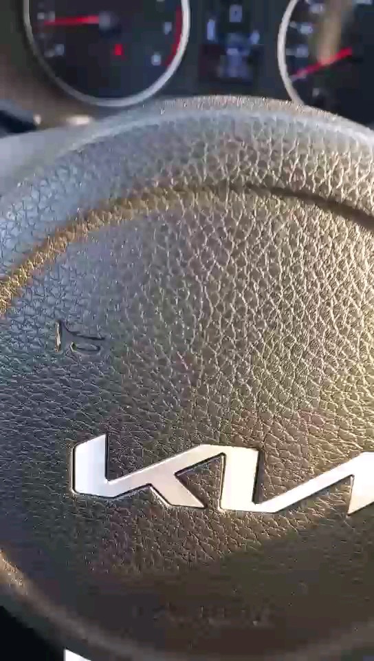 كيا بيجاس LX FWD 2023 video