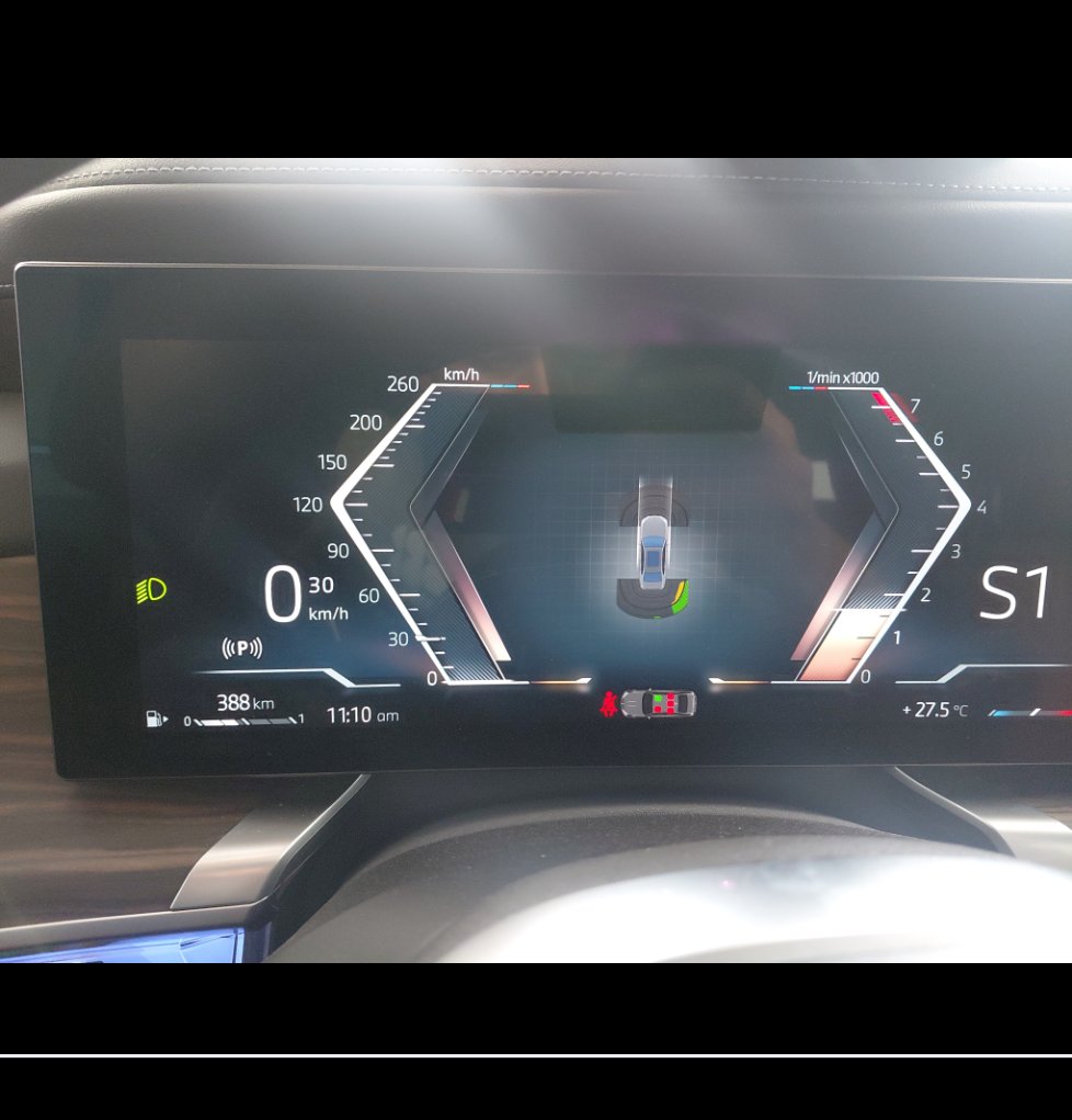 بي إم دبليو 740I  2024 image