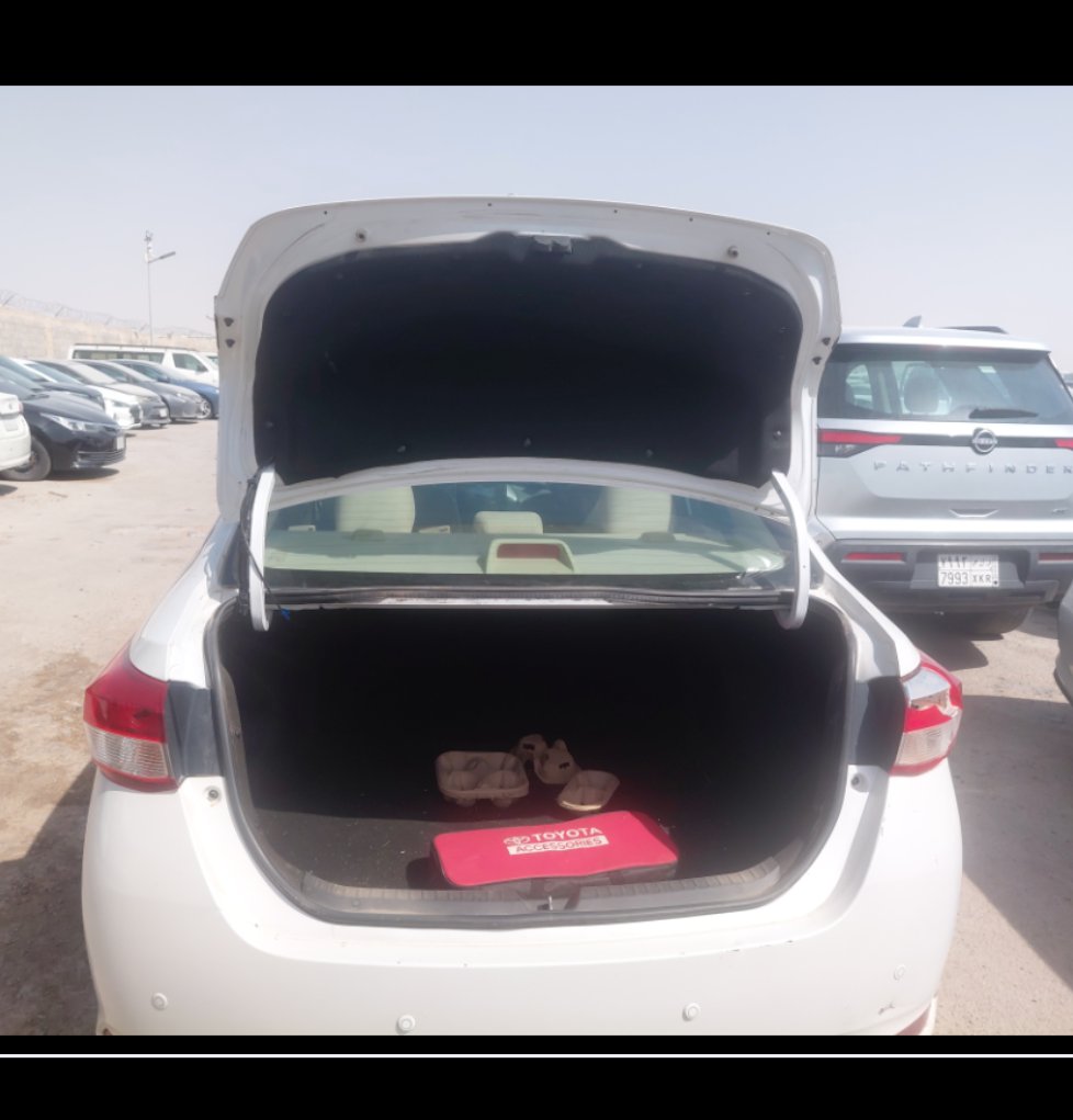 تويوتا يارس Y 2021 image