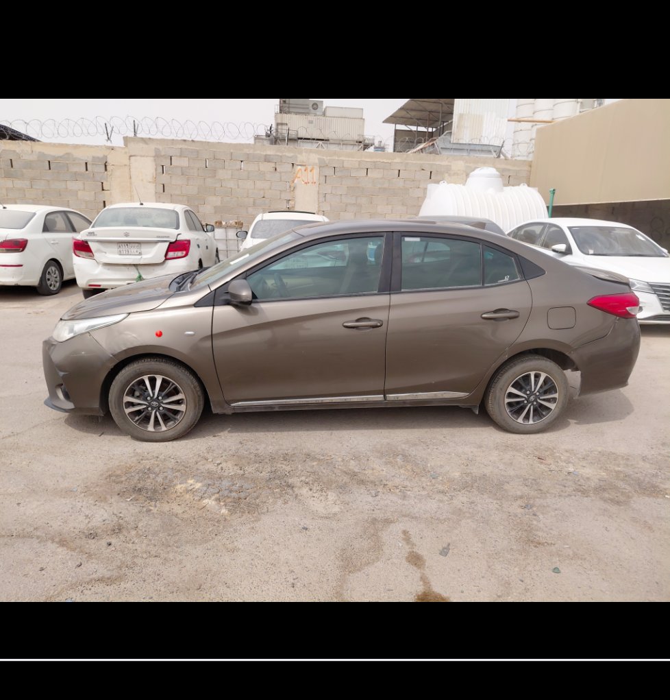 تويوتا يارس Y PLUS 2021 image
