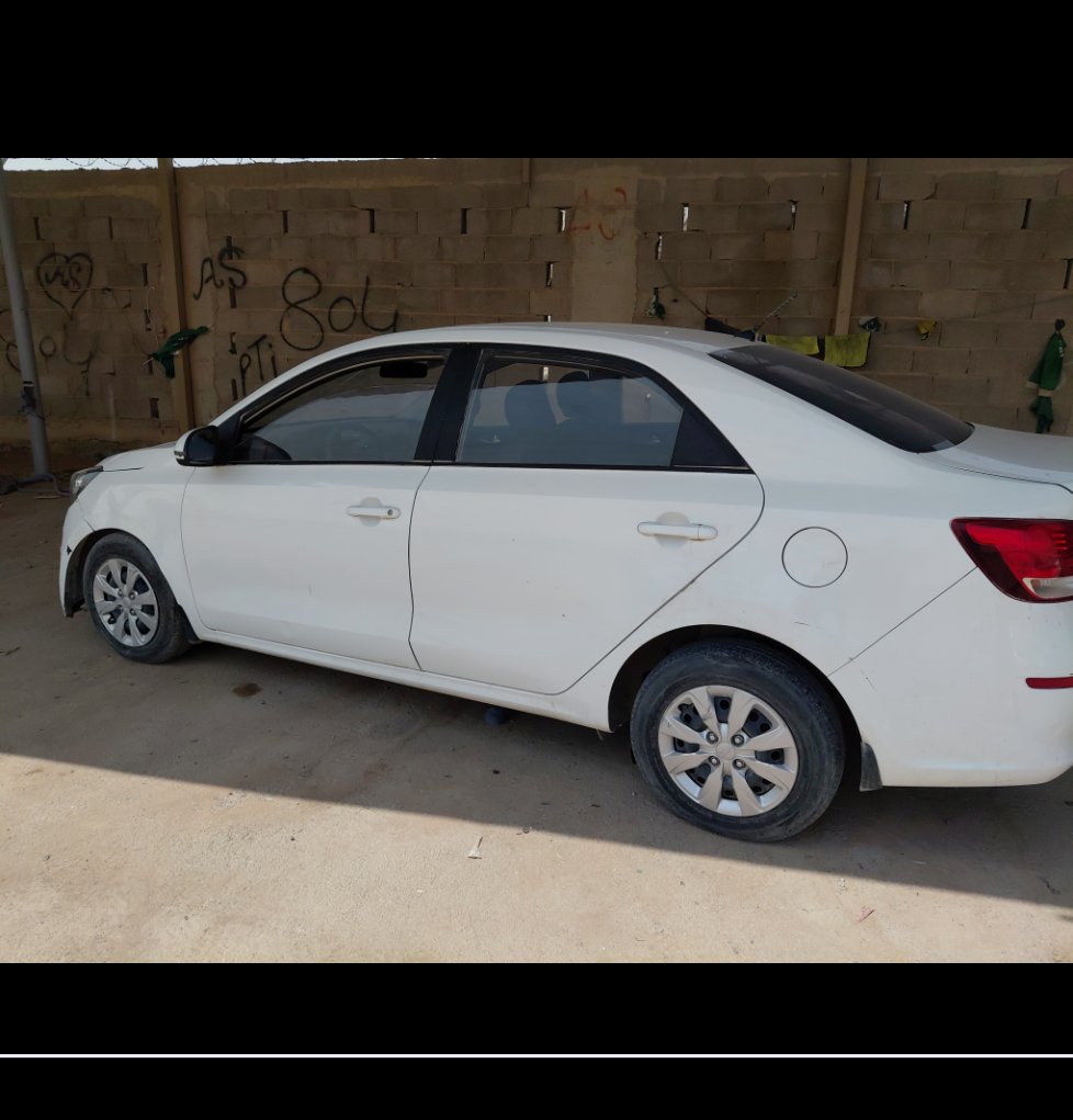 كيا بيجاس LX 2022 image