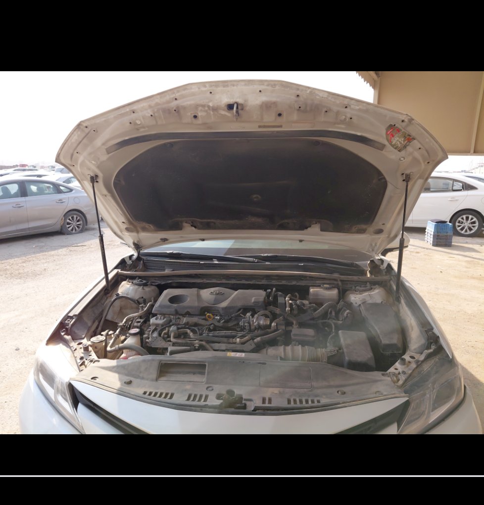 تويوتا كامري LE HEV 2020 image