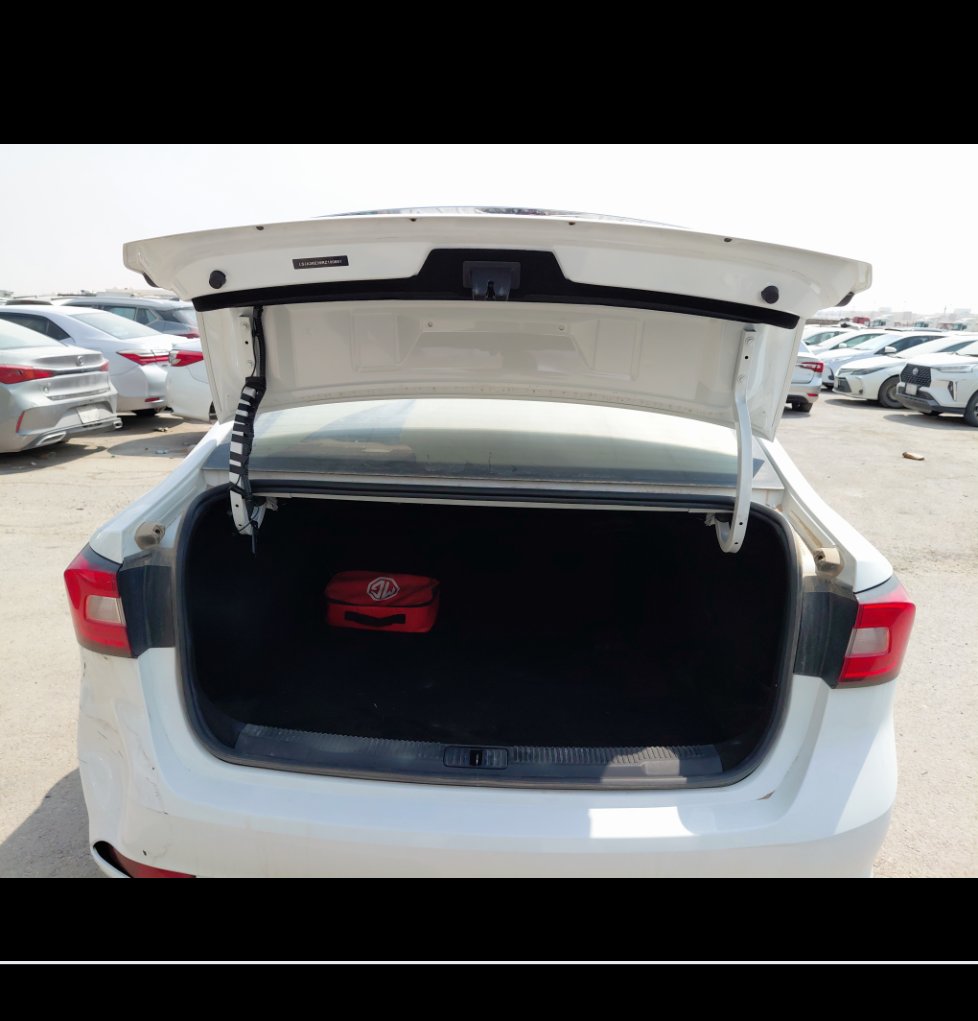 إم جي 5  2024 image