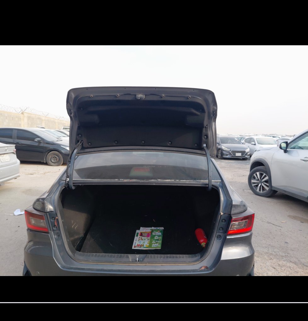 تويوتا يارس Y 2024 image