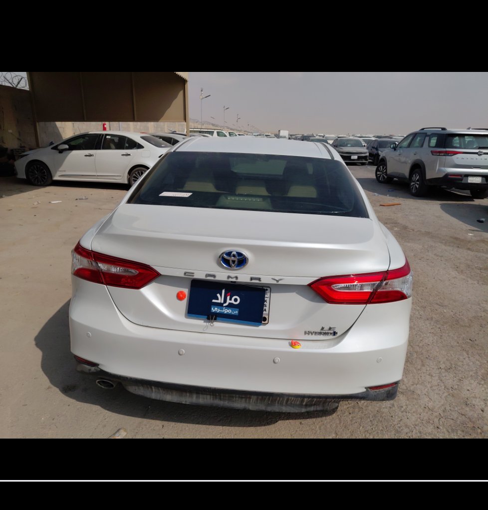 تويوتا كامري LE HEV 2020 image