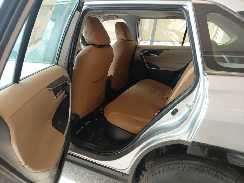تويوتا راف فور AWD 2025 image