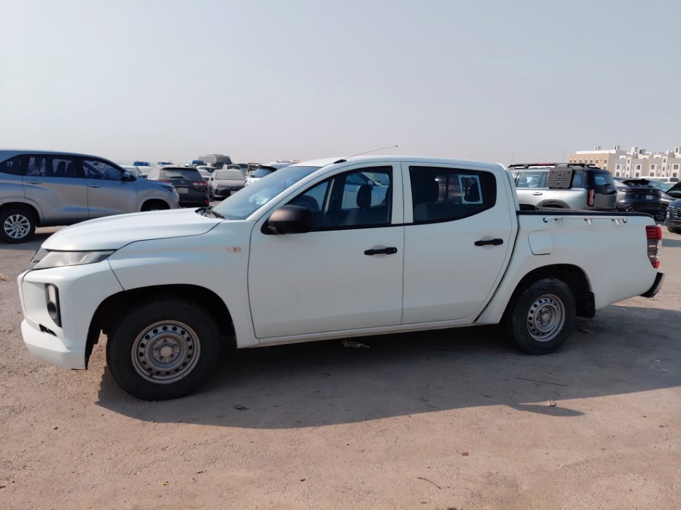 ميتسوبيشي L200  2020 image