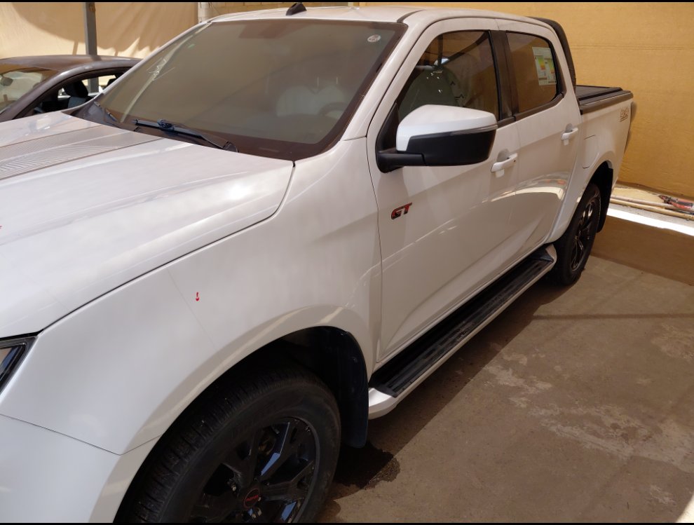 ايسوزو ديماكس 4WD 2023 image
