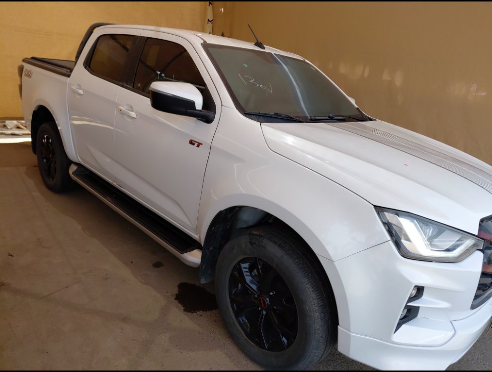 ايسوزو ديماكس 4WD 2023 image
