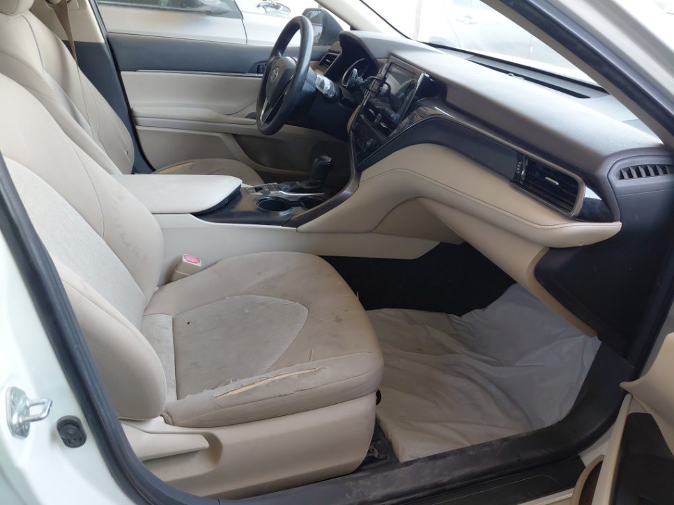 تويوتا كامري LE HEV 2021 image