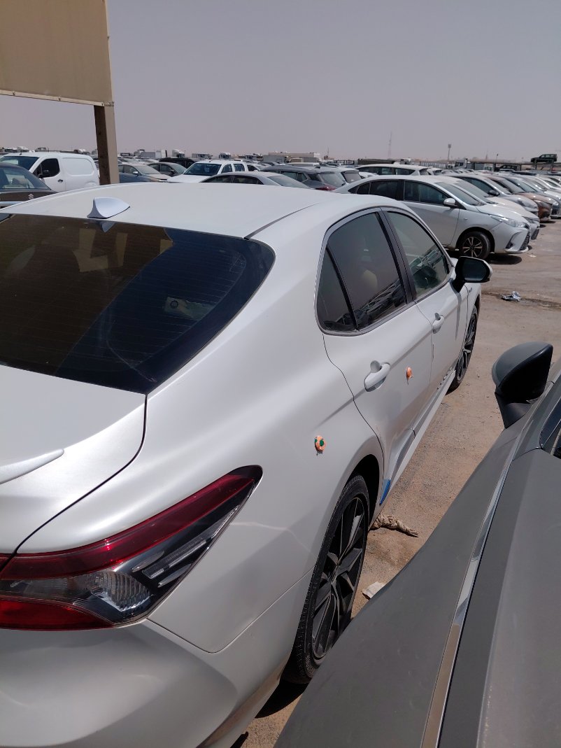 تويوتا كامري GLE HEV  2023 image