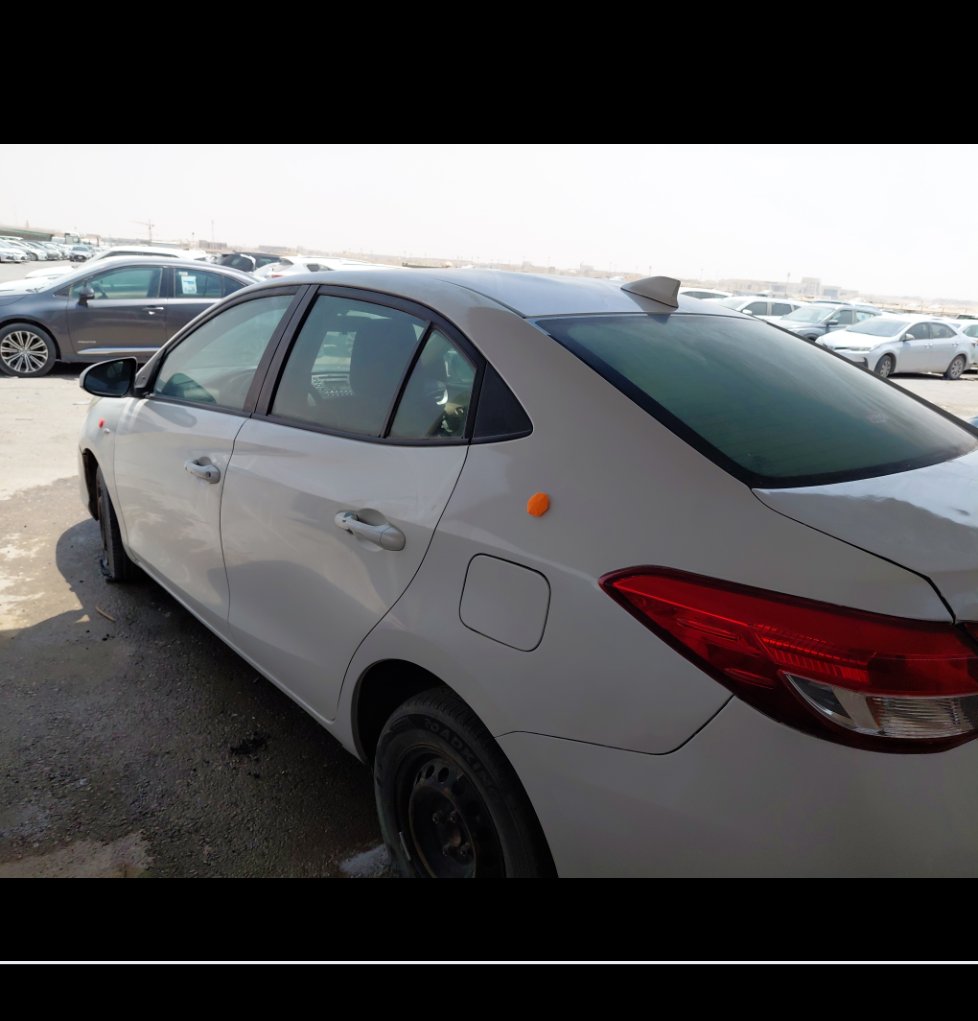تويوتا يارس Y 2018 image