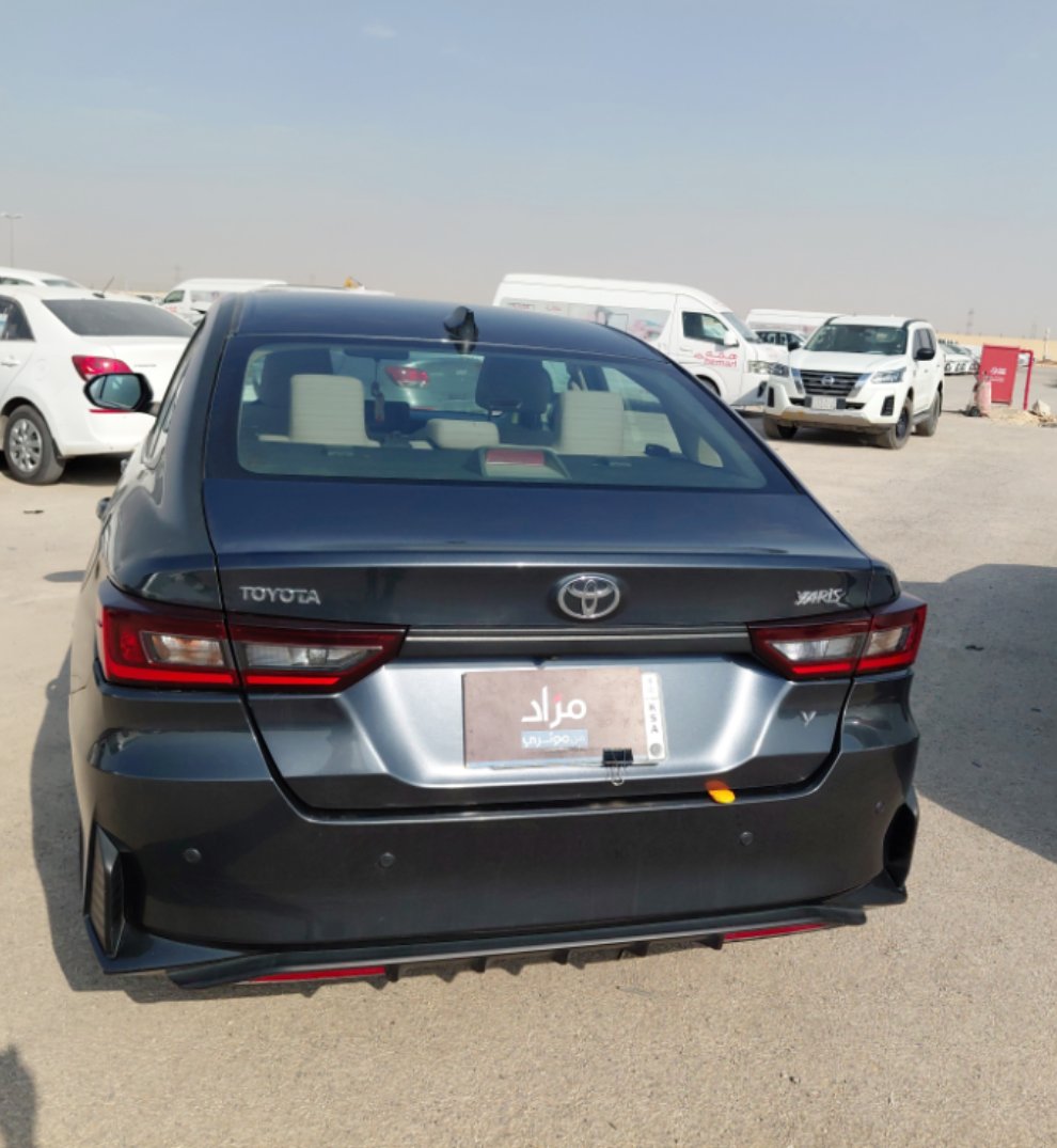 تويوتا يارس  2023 image