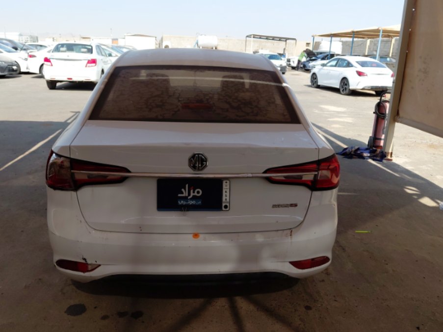 إم جي 5  2023 image