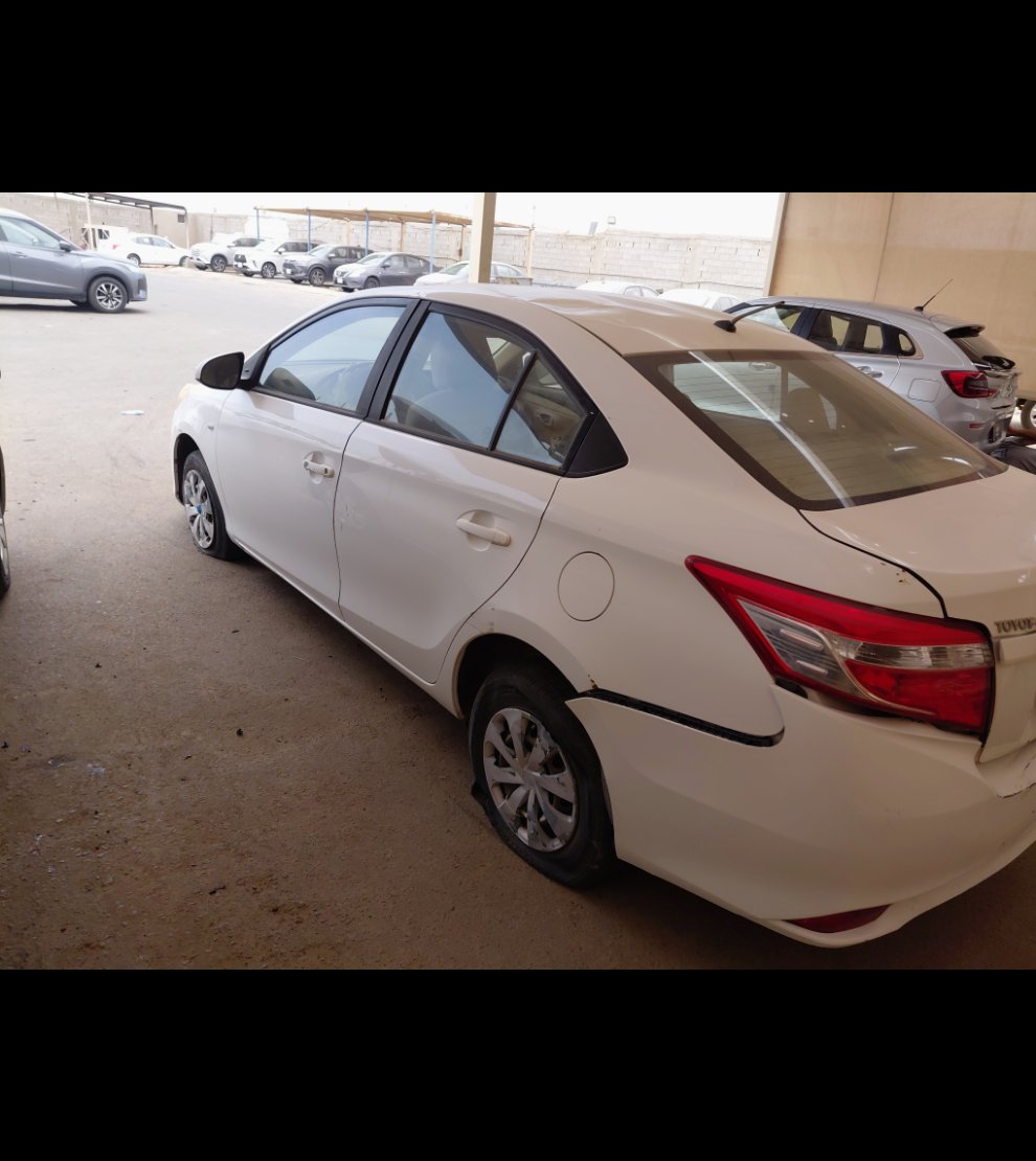 تويوتا يارس اساسي 2016 image