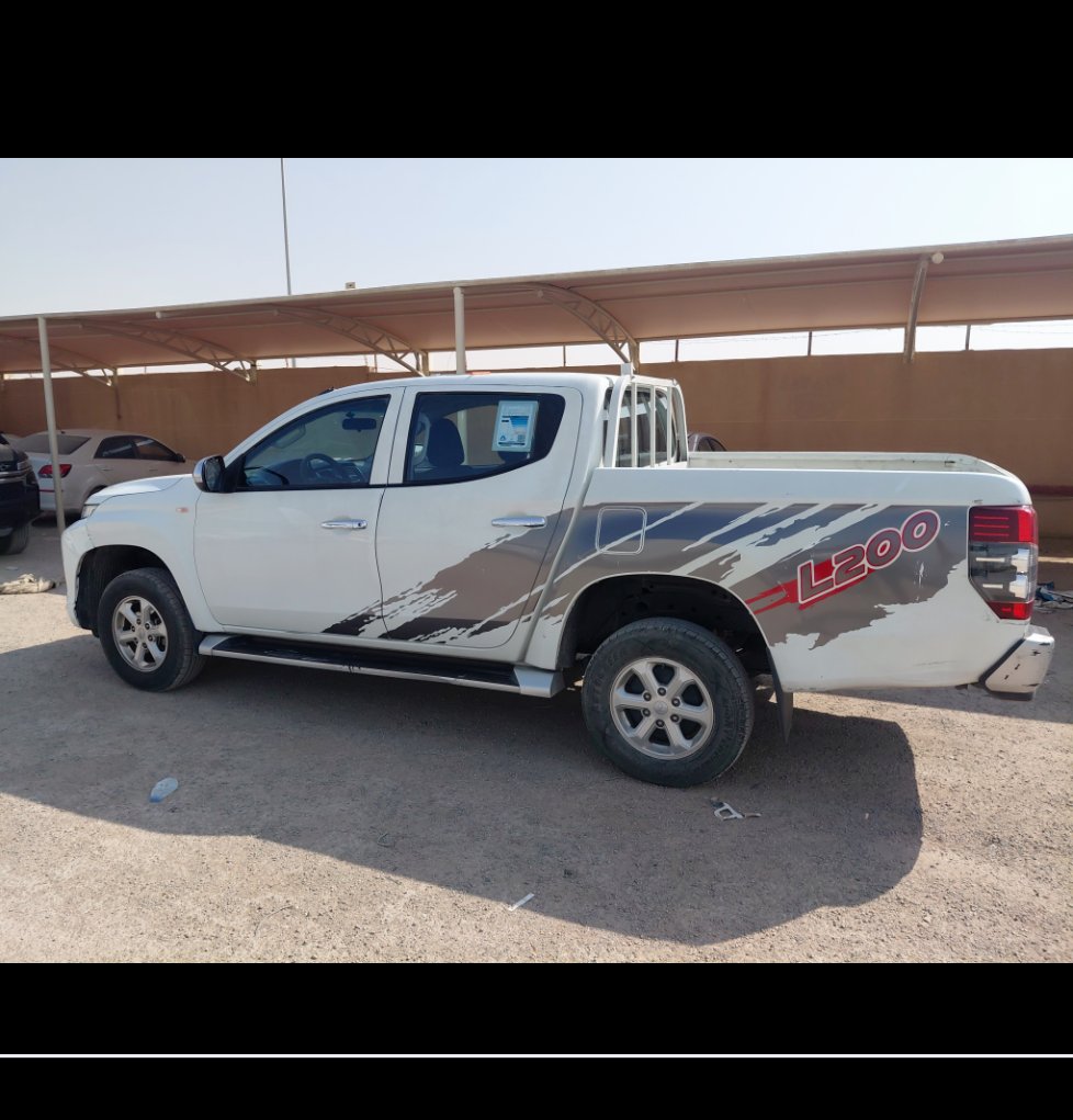 ميتسوبيشي L200 4WD 2022 image