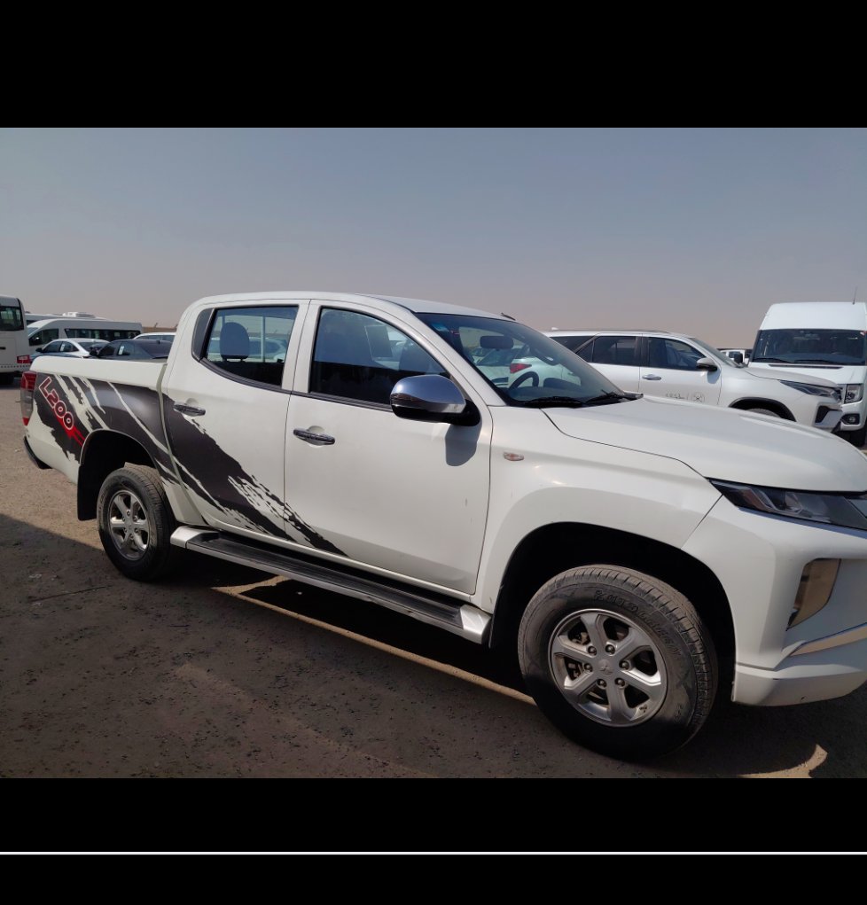 ميتسوبيشي L200 4WD 2022 image