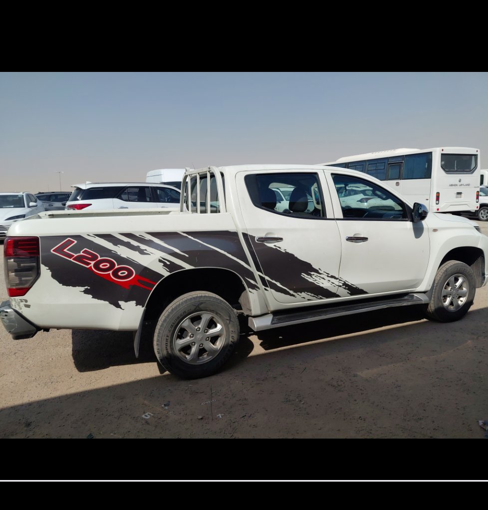 ميتسوبيشي L200 4WD 2022 image