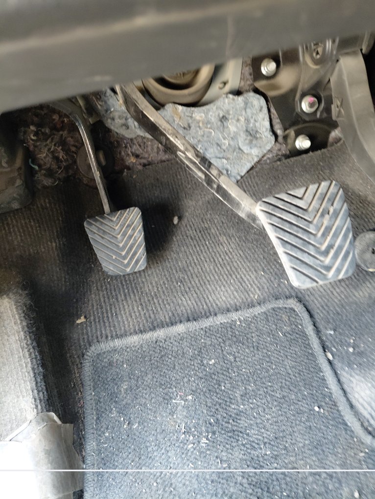 ميتسوبيشي L200 4WD 2022 image