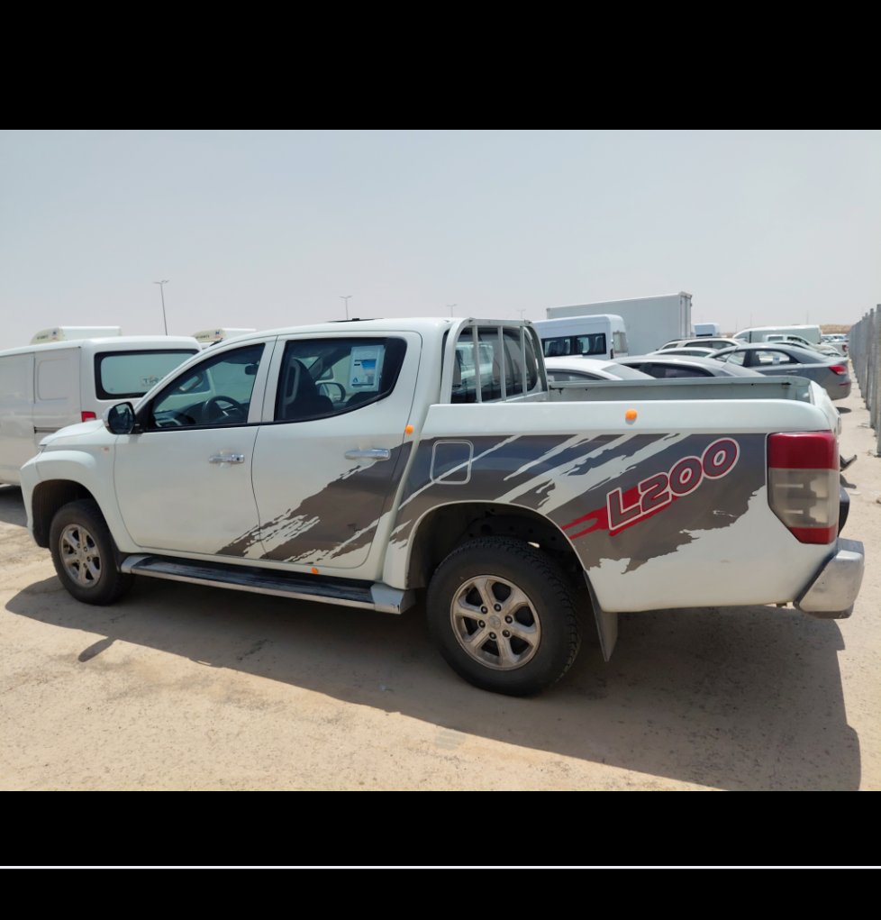 ميتسوبيشي L200 4WD 2022 image