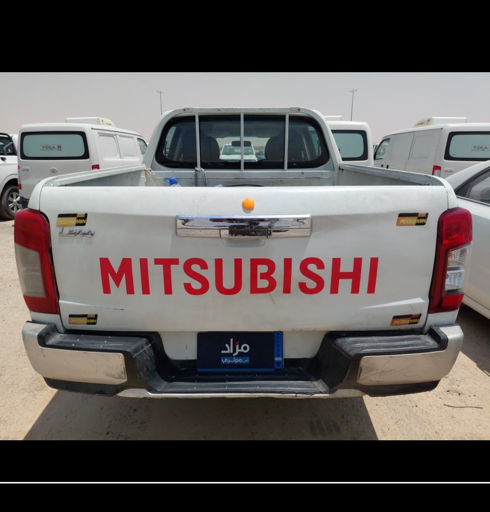 ميتسوبيشي L200 4WD 2022 image