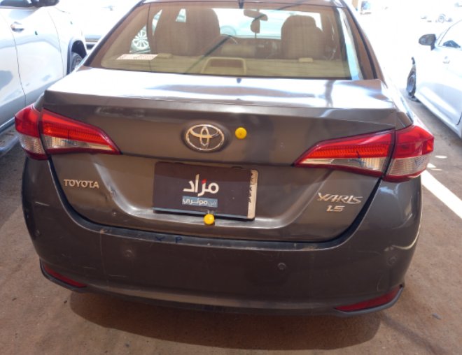 تويوتا يارس Y FLT 2021 image