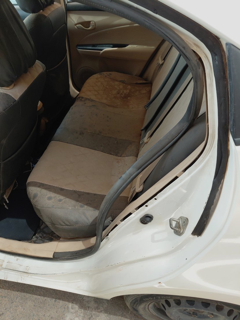 تويوتا يارس Y 2019 image