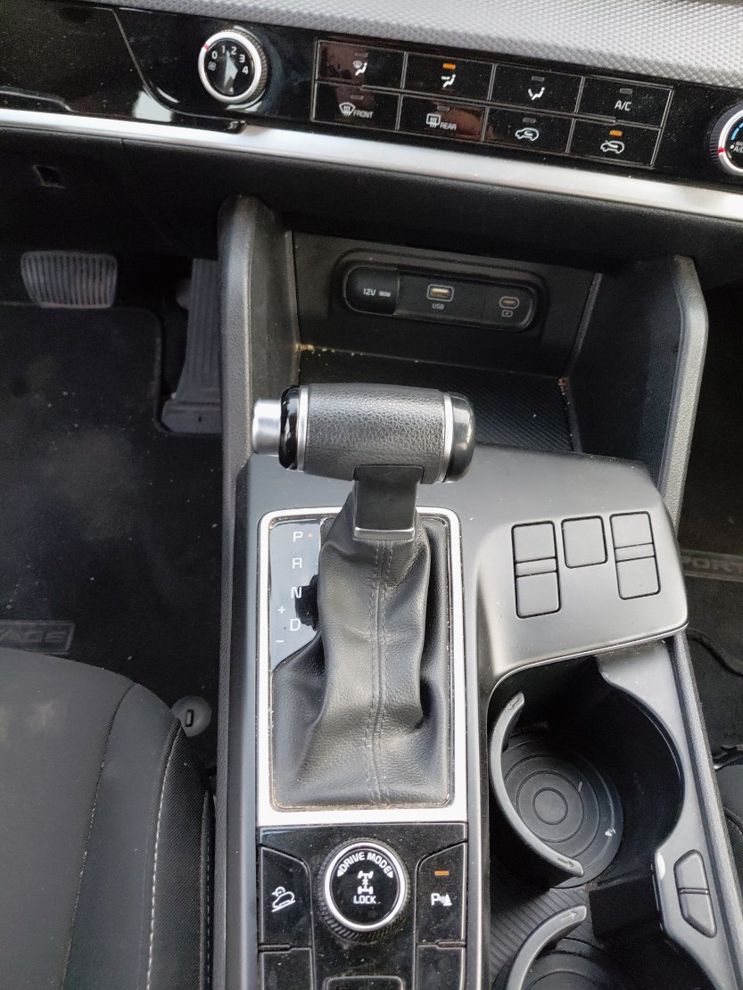كيا سبورتاج NQ5E SPORTAGE LX 4WD 2023 image