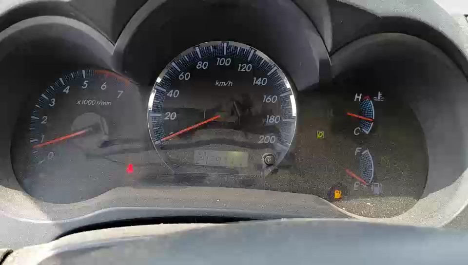 تويوتا فورتشنر VX 1 2015 video