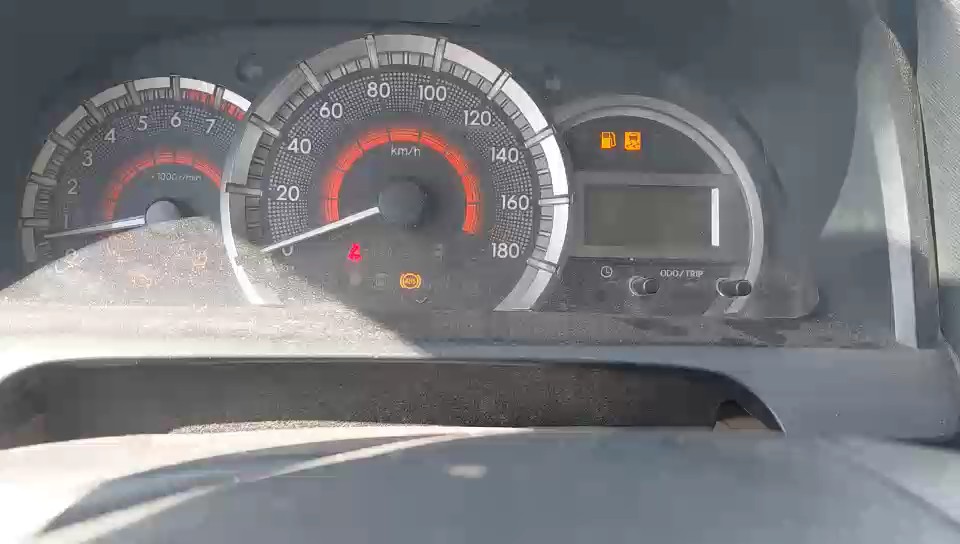 تويوتا أفانزا  2018 video