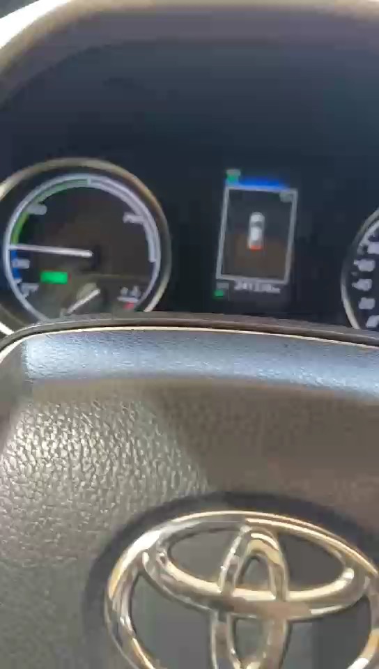 تويوتا كامري GLE HEV  2021 video