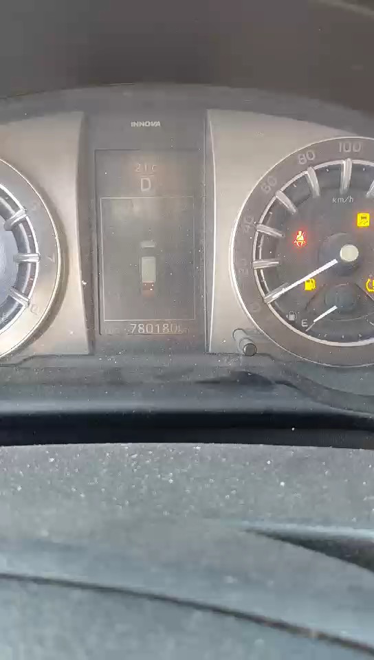 تويوتا انوفا  XLI 2017 video