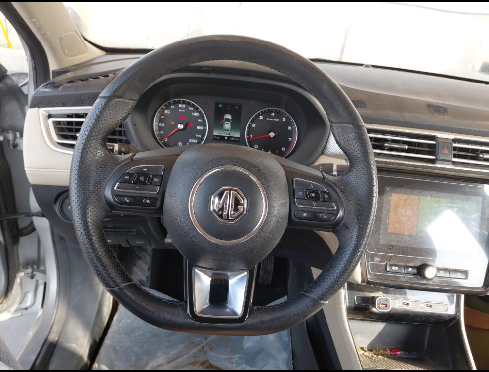 إم جي 5  2023 image