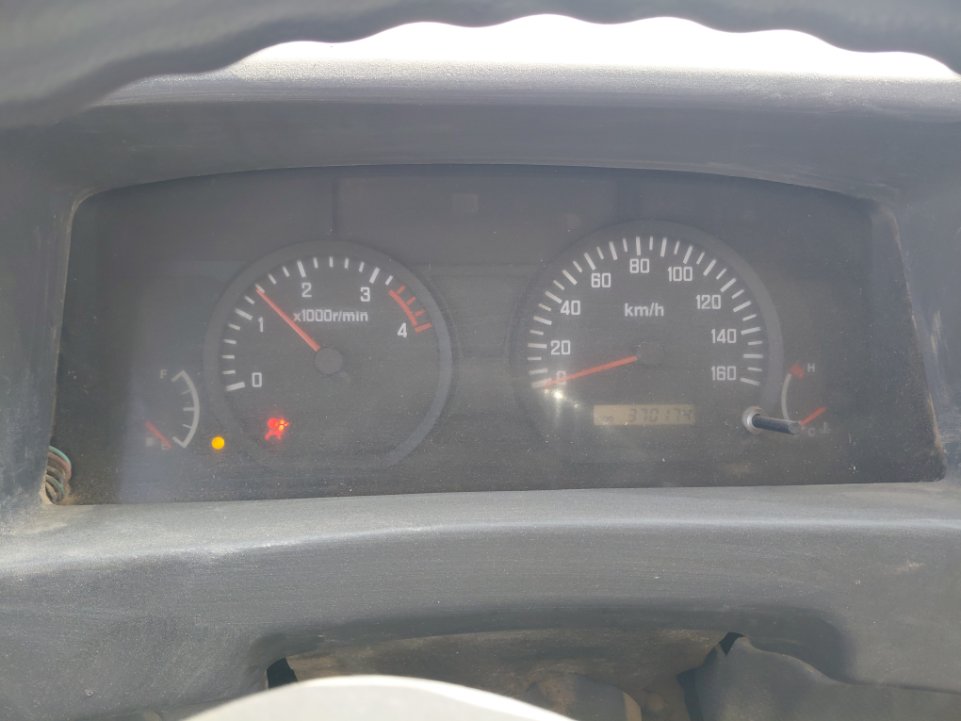 ايسوزو ريوارد ان بي شاحنة بثلاجة  - حمولة المركبة 3 طن 2015 image