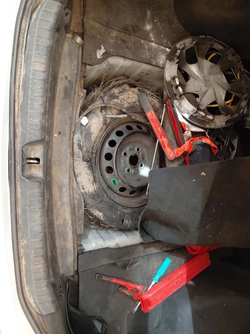 تويوتا يارس Y FLT 2021 image